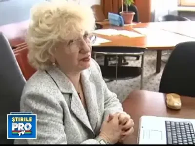 Bugetul imprimat pe CD da batai de cap parlamentarilor!