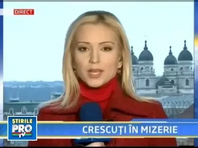 Copii crescuti intr-o mizerie crunta, printre sobolani