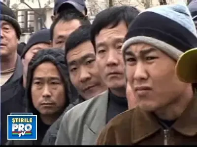 Ancheta in cazul chinezilor care protesteaza de doua zile in strada