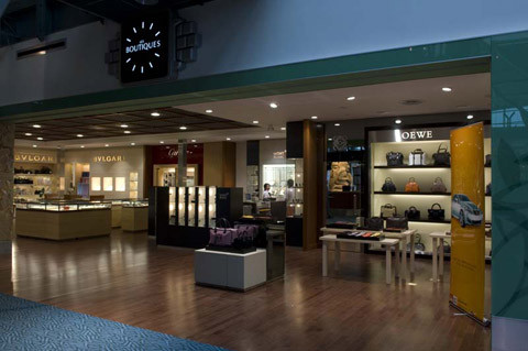 Criza romaneasca e mana cereasca pentru marile firme straine de haine