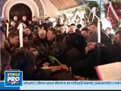 Barbatul strivit de cladirea care s-a daramat la Oradea a fost inmormantat