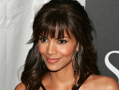 Halle Berry se pregateste pentru "Doris Payne"!