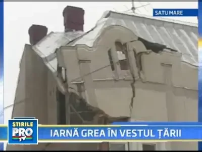 Iarna isi scutura cojoacele in tara. Traficul rutier paralizat!
