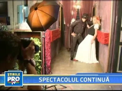 Zorro si Mary Poppins se pregatesc de Dansez pentru Tine!