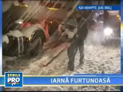 Iarna de cosmar pe soselele tarii! Traficul rutier blocat