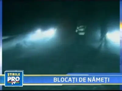 Dezastru pe soselele din sudul tarii din cauza zapezii!La bulgari, mai rau!