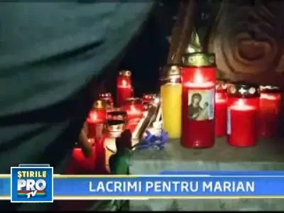 300 de oameni in Capitala, la marsul tacerii in memoria lui Marian Cozma
