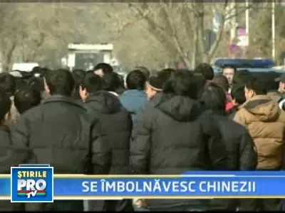 Focar de infectie in corturile chinezilor ce protesteaza in fata Ambasadei!