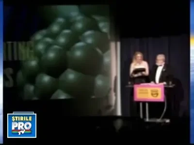 I-au recunoscut "talentul"! Paris Hilton a primit 3 premii Zmeura de Aur