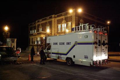 Si-a descarcat arma in iubita sa, insarcinata in cinci luni!