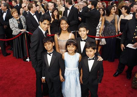 Casa unei actrite din Slumdog Millionaire a fost mistuita de foc, in Mumbai