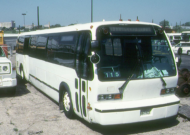 4 persoane la spital dupa ce un autocar cu turisti a iesit de pe sosea!