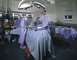 Premiera medicala in Romania: bolnav de hemofilie, operat pe cord