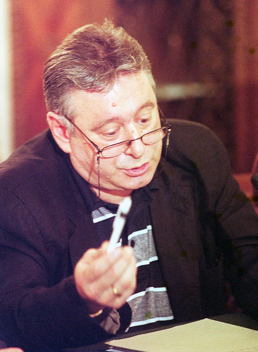 Masina de 80.000 de euro primita cadou de Madalin Voicu, lovita!