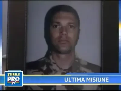 Militarul ucis in Afganistan, condus pe ultimul drum de 1.000 de persoane