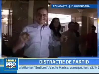 Scoala de primavara TSD: politica ziua, petrecere noaptea!