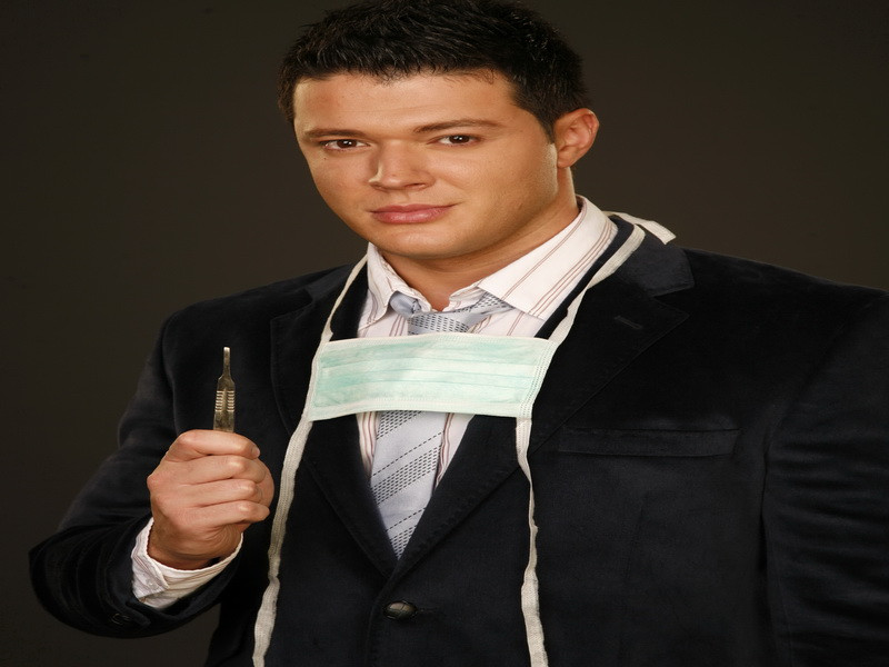 Alte doua femei isi vad visul cu ochii la "Frumusete pe muchie de cutit"!