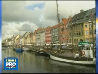 Lasati pe drumuri de angajator! Romani in greva foamei in Danemarca!