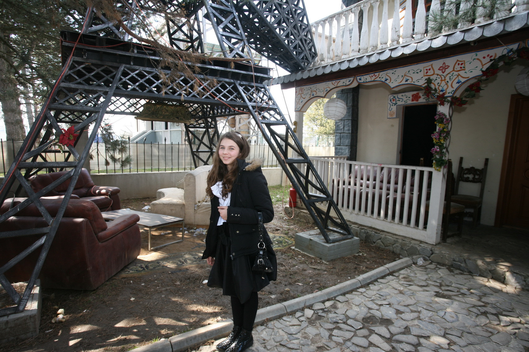 Castigatoarea concursului "Arata-ne ca esti de satra" a mers la Buftea!