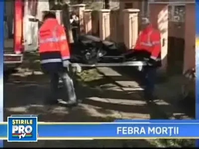 O fetita de 13 ani a murit sub ochii parintilor, in conditii misterioase