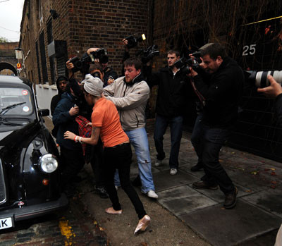 Razboaiele vedetelor cu paparazzii!