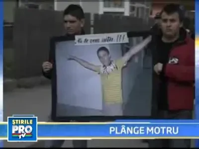 Doliu in Motru: adolescentul ucis de o avalansa a fost inmormantat