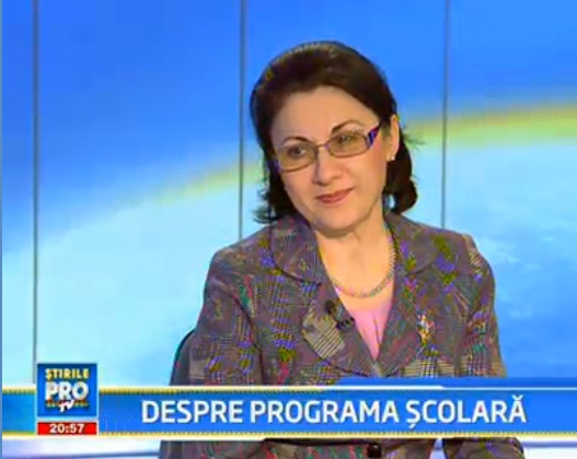 Ecaterina Andronescu: Reducem programa pentru a face scoala mai atractiva