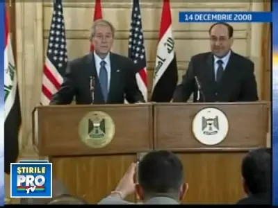 3 ani de puscarie pentru pantofii aruncati spre Bush!