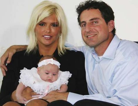 Fostul iubit al Annei Nicole Smith, arestat la doi ani de la moartea ei