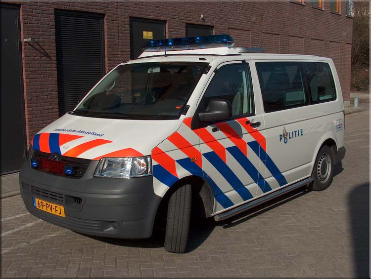 Suspecti de terorism arestati la Amsterdam