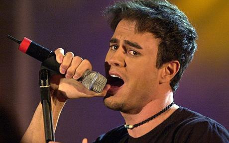 Enrique Iglesias a mai bifat in palmares sase premii Billboard