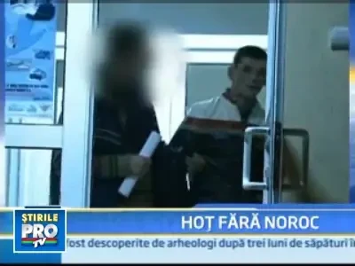 Talharita imediat dupa ce a scos bani de la bancomat!