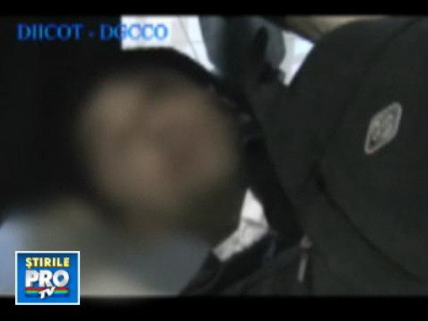 Cer 12.000 de euro pe rinichiul baiatului meu! Da cineva mai mult?