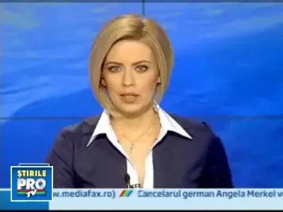 Printul Harry si ale sale unghii roz!