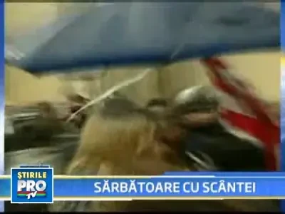 Au iesit scantei la Budapesta, de ziua nationala a Ungariei