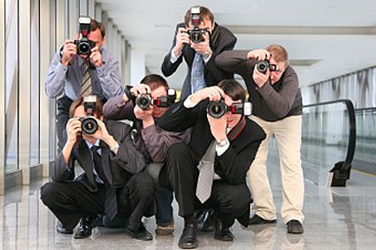 Povestiri adevarate: Paparazzi din Romania isi fac corect meseria?