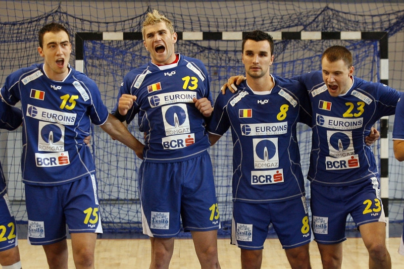 Doua prostituate si 30.000 de euro pentru o victorie la handbal! Crezi?