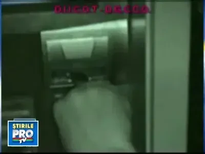 Afla cum poti verifica daca esti in siguranta cand scoti bani la bancomat!