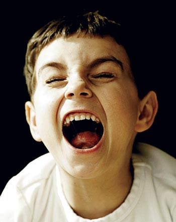 Un copil de 8 ani, refuzat la scoala dupa ce a fost diagnosticat cu ADHD