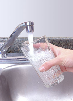 Apa otravita pentru cei peste 50.000 de oameni din Slobozia