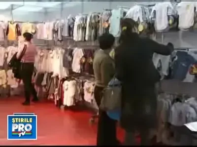 Preturile la jucarii si haine pentru copii s-au injumatatit!