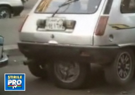 A cincea roata la ... masina si parcarea laterala devine o manevra banala!