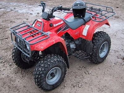 Doi turisti maghiari care se plimbau cu ATV-ul in Muntii Bihorului au cazut intr-o rapa. Unul dintre ei a suferit rani grave