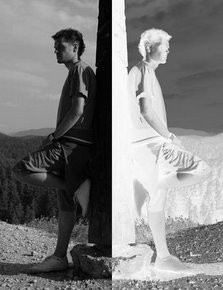 Pentru ca sunt gemeni, au scapat de inchisoare!