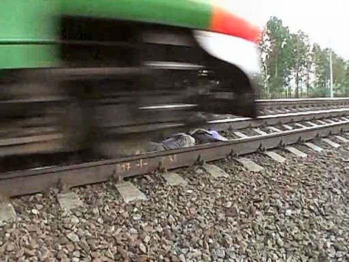 Rusia se mandreste de acum cu primul sau tren de mare viteza