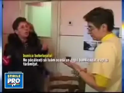 Drama unui bebelus! I-au rupt clavicula la nastere!