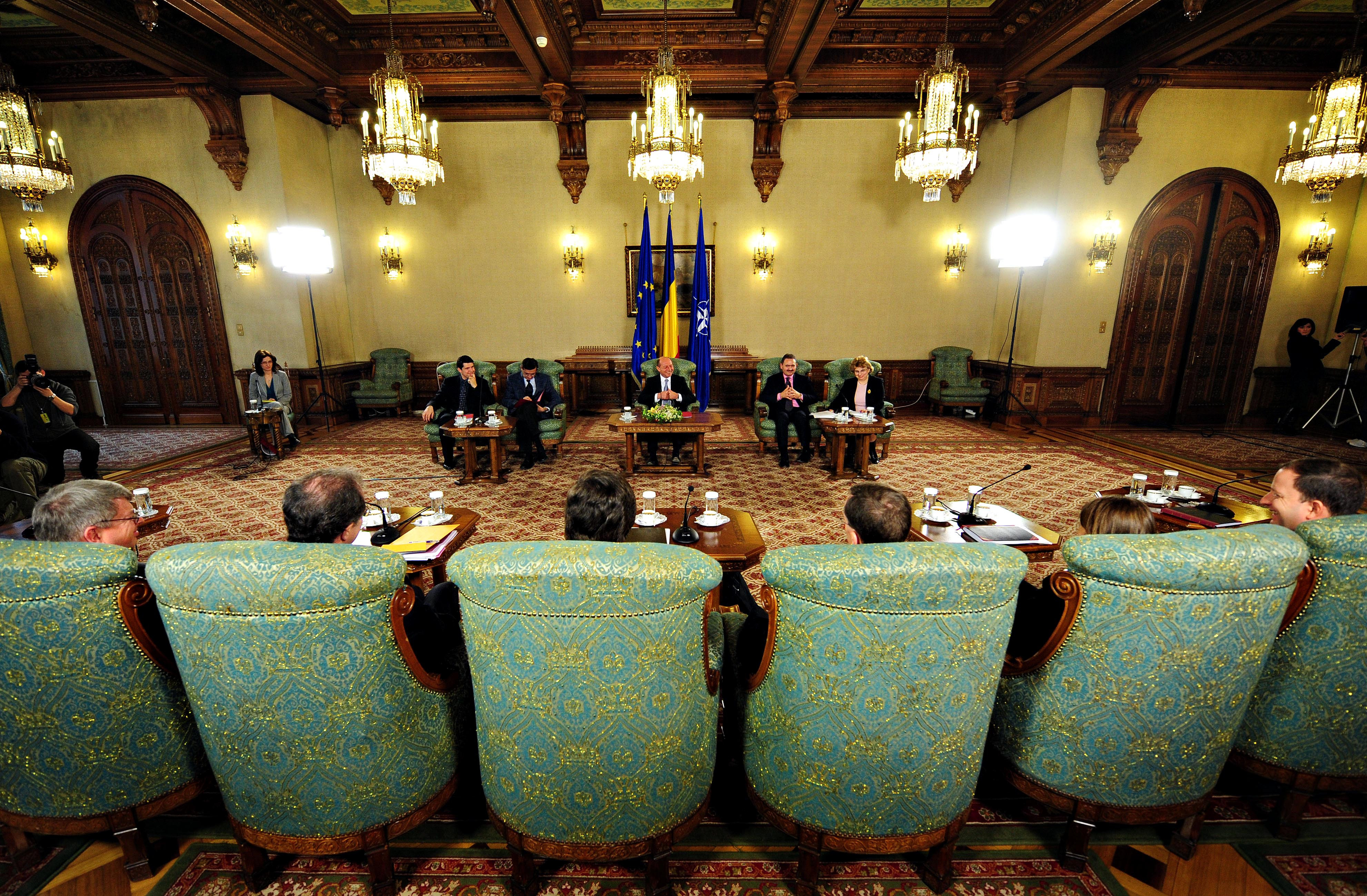 FMI: Nu suntem inflexibili in ceea ce priveste deficitul bugetar