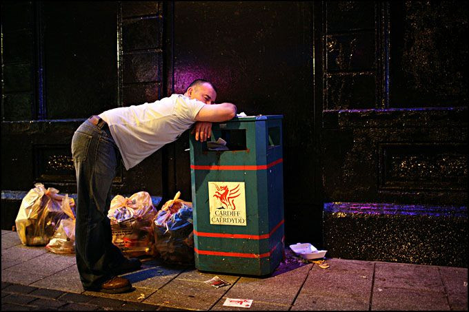 Cupa Mondiala baga Anglia in coma alcoolica