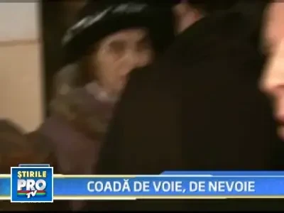 Au muncit o viata si acum se bulucesc pentru o adeverinta de asigurat