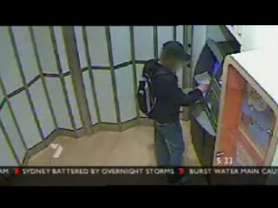 Romanii sperie lumea: 5 infractori, surprinsi "LA TREABA" in Australia